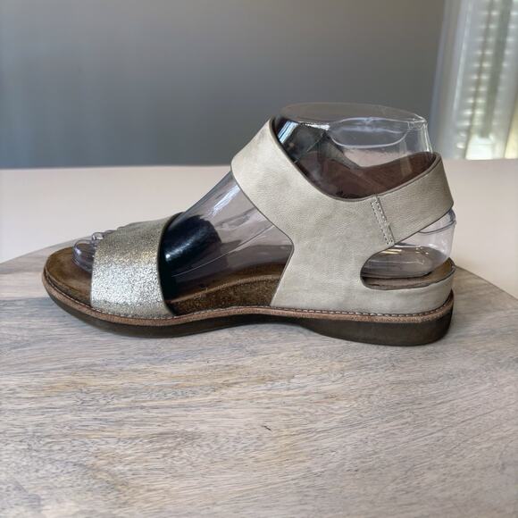 Sofft Women's Bali Gold Metallic Open Toe Slingback Leather Sandals US Sz 6.5 M - Picture 4 of 13